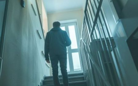 1759389443_Treppenhaus